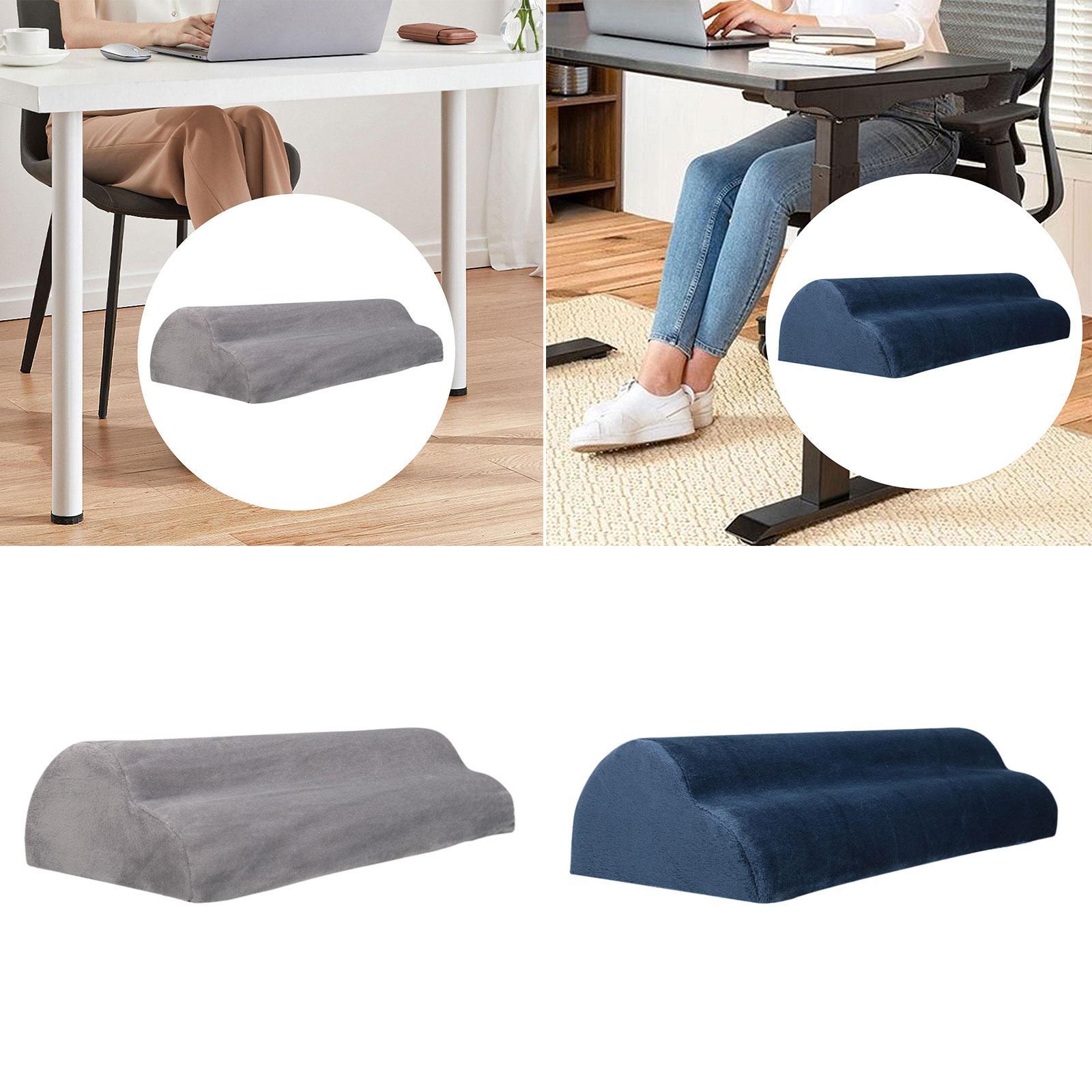 Voetsteun onder bureau op het  - Gaming Accessories Officeworks recensie en prijs